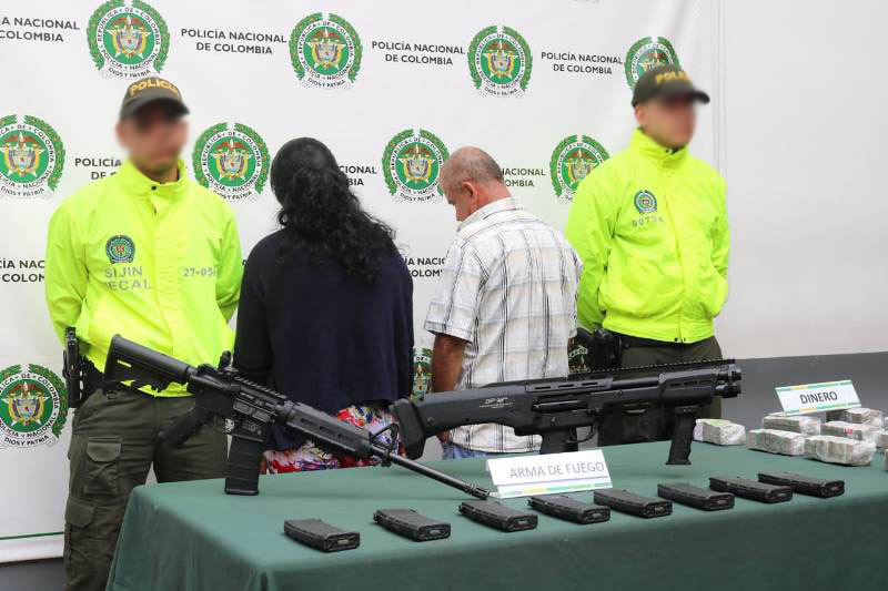 La Policía se incauta arsenal de 26 fusiles de asalto en el norte de ...